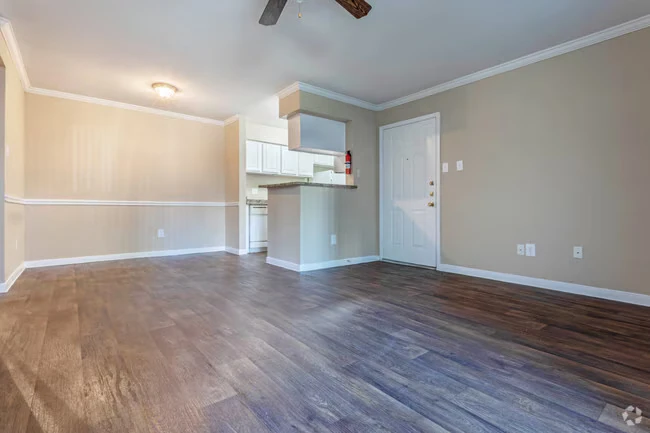 1x1 718 SF 0216 floor plan